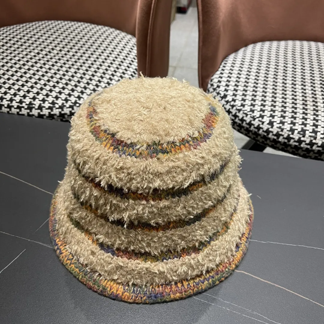 Christian Dior ベージュ 冬用ウールバケットハット - 画像 (7)