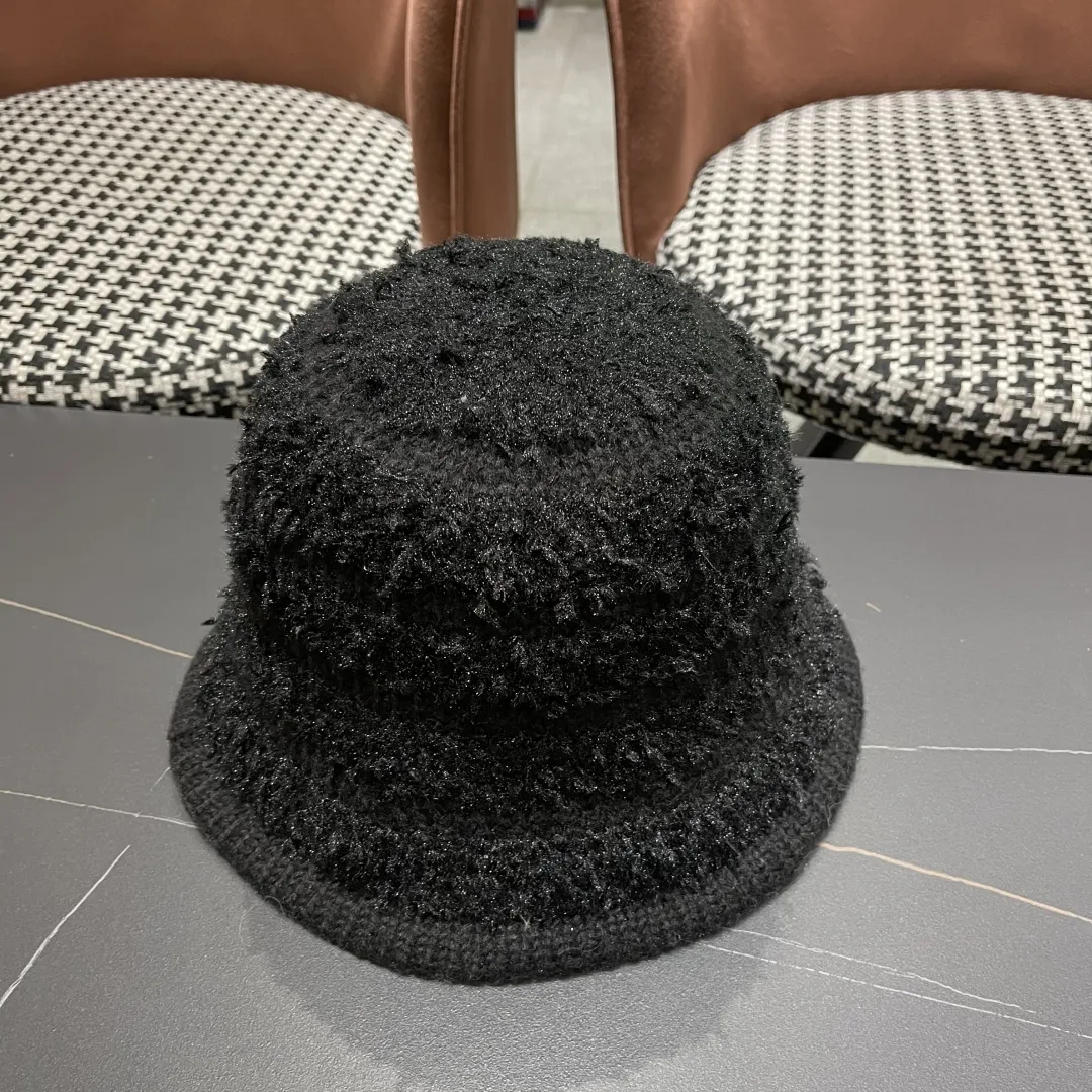 Christian Dior 黒 冬用ウールバケットハット - 画像 (6)