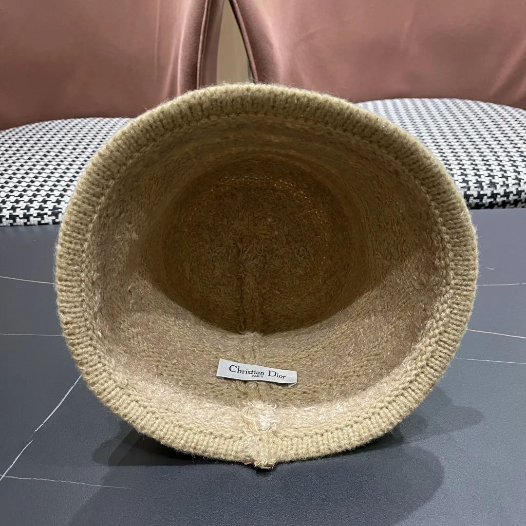 Christian Dior ベージュ 冬用ウールバケットハット - 画像 (12)