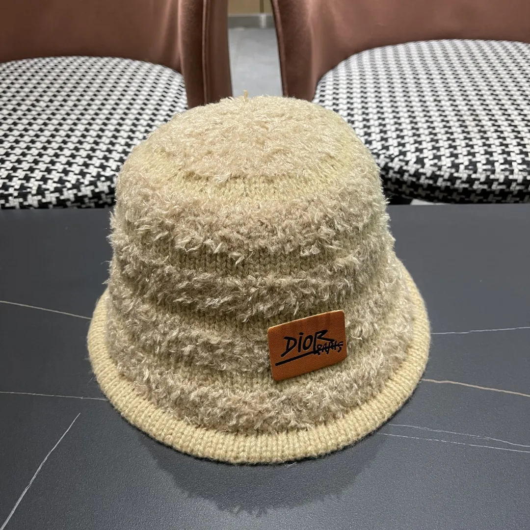 Christian Dior ベージュ 冬用ウールバケットハット - 画像 (4)