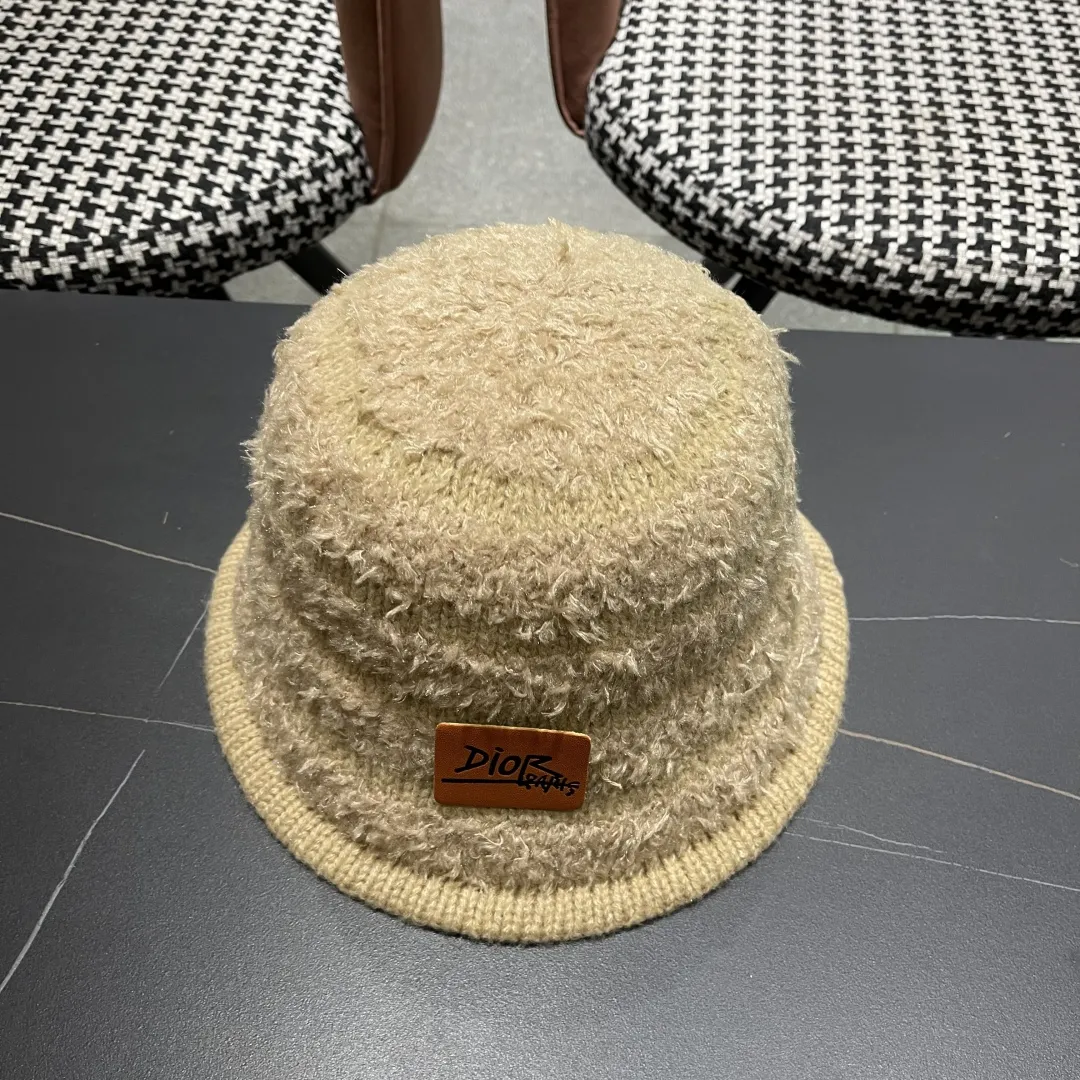 Christian Dior ベージュ 冬用ウールバケットハット - 画像 (5)