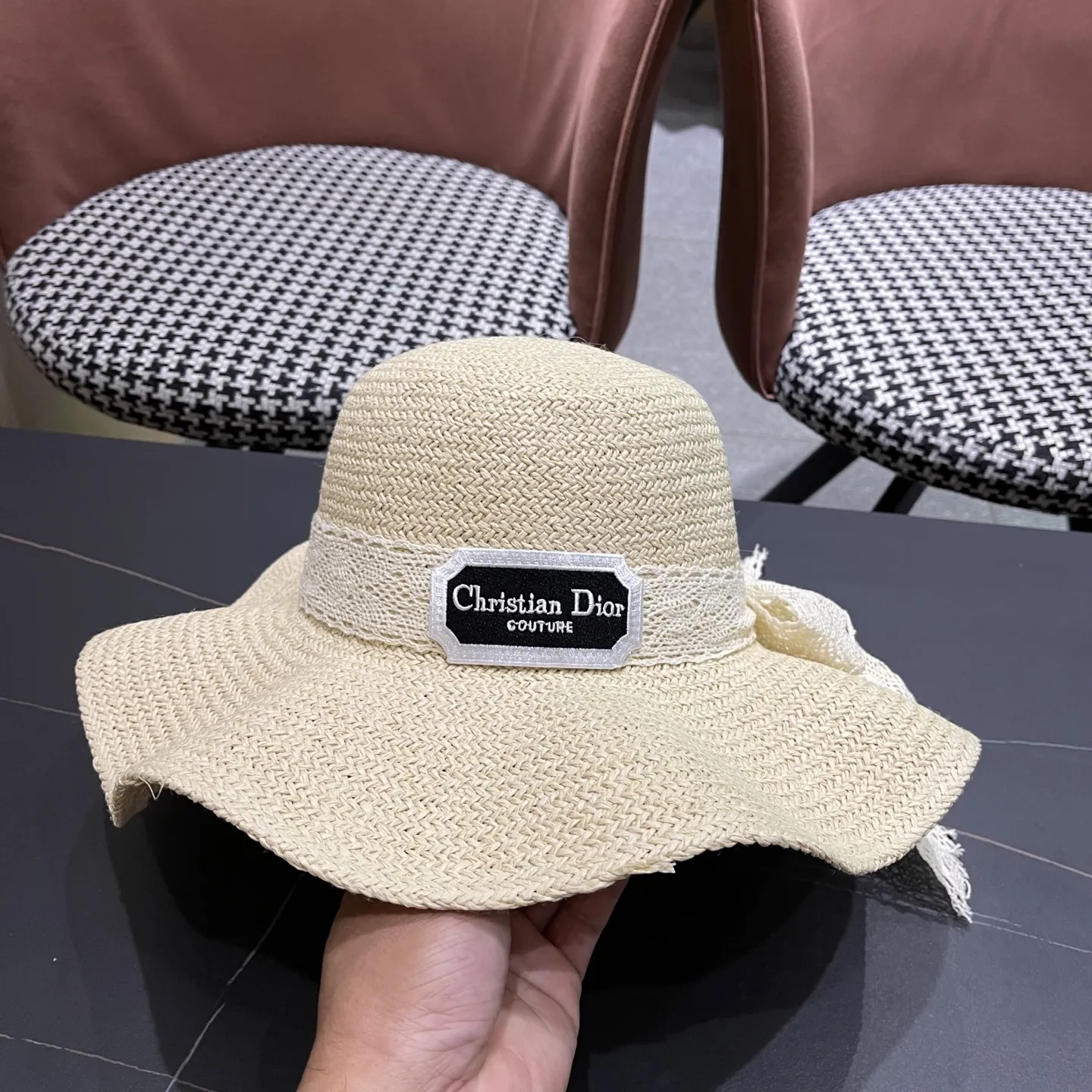 Christian Dior ホワイトリボンつき麦わら帽子 - 画像 (7)