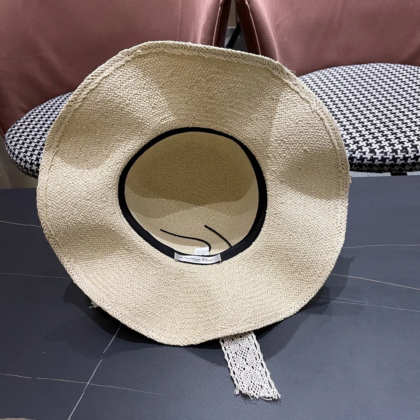 Christian Dior ホワイトリボンつき麦わら帽子 - 画像 (10)