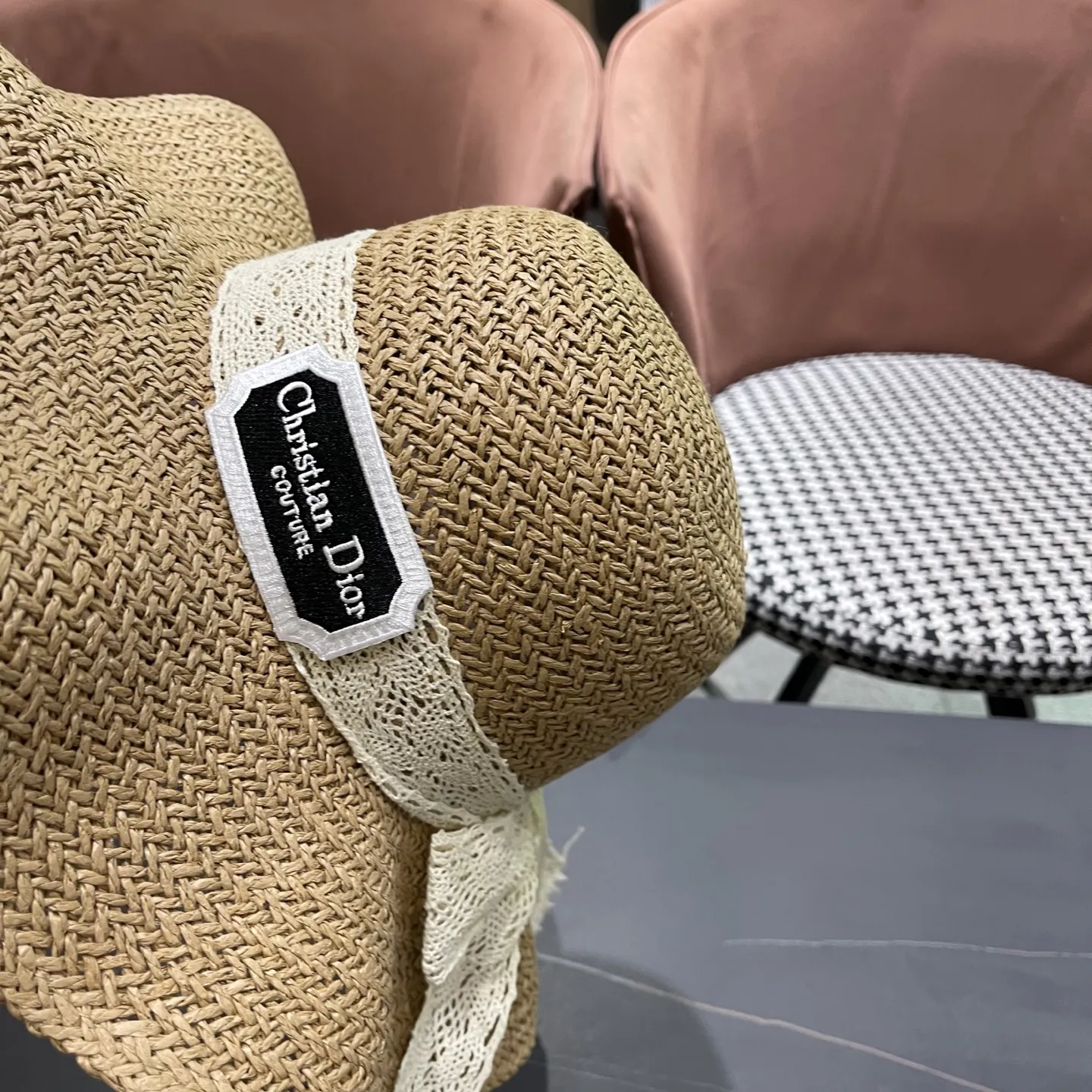 Christian Dior ベージュリボン付き麦わら帽子 - 画像 (9)