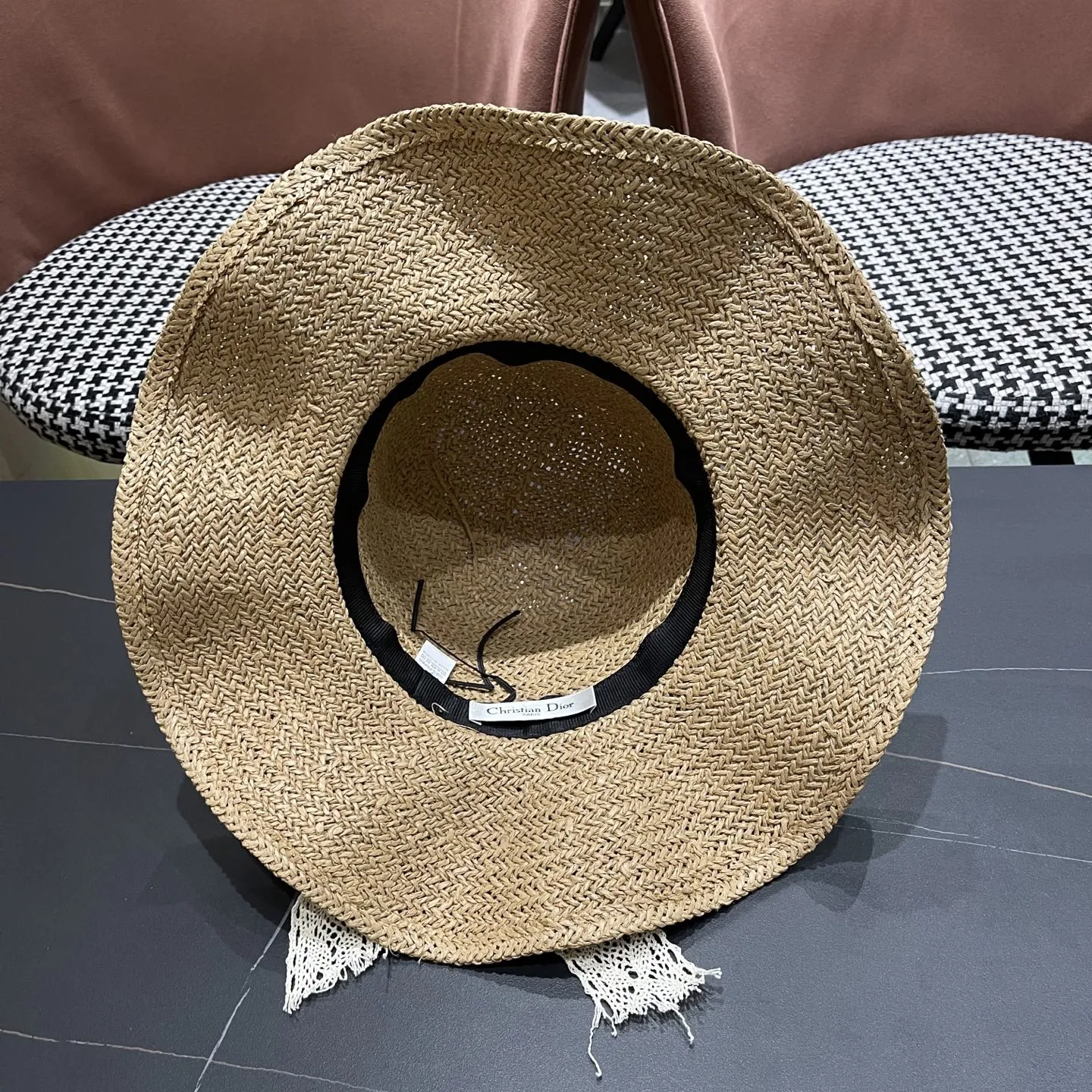 Christian Dior ベージュリボン付き麦わら帽子 - 画像 (10)