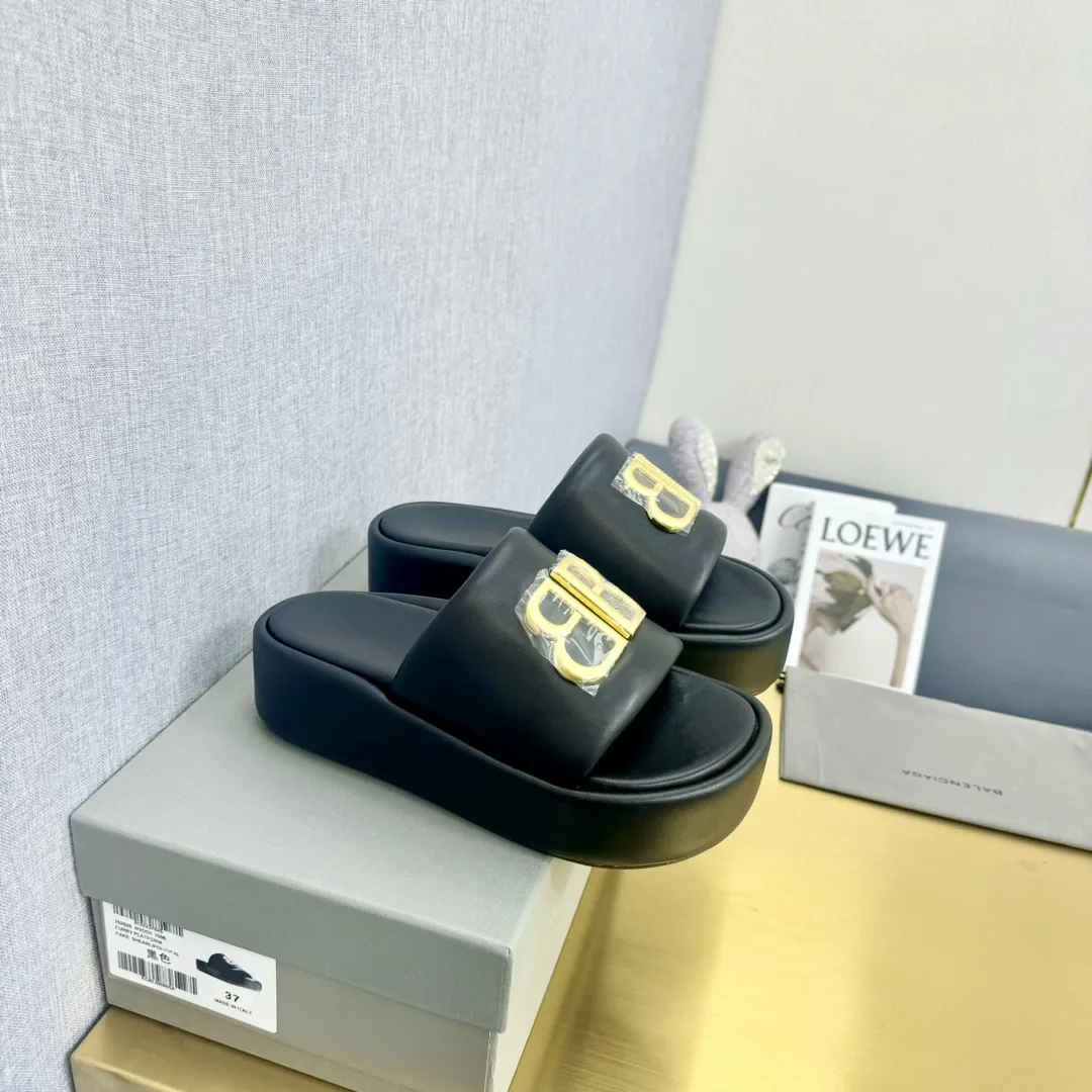 Balenciaga 2024新作厚いソールウェッジスリッパ黒 - 画像 (6)