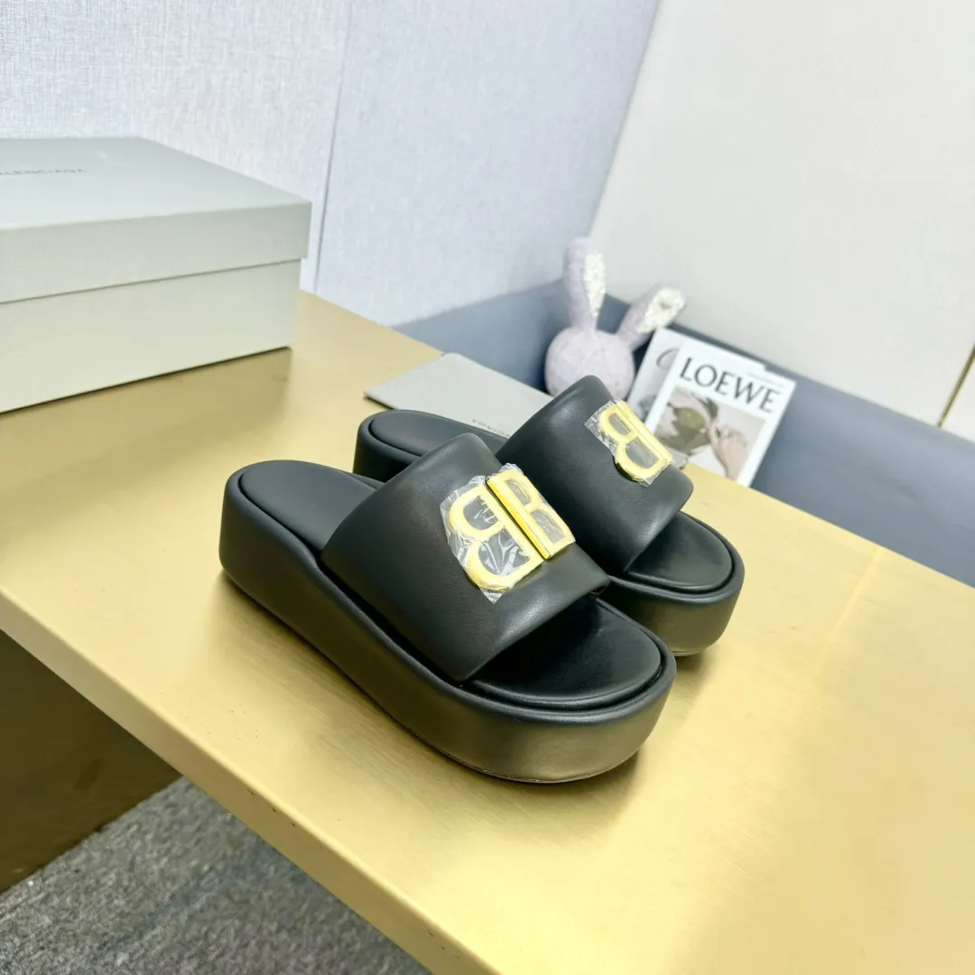 Balenciaga 2024新作厚いソールウェッジスリッパ黒 - 画像 (10)