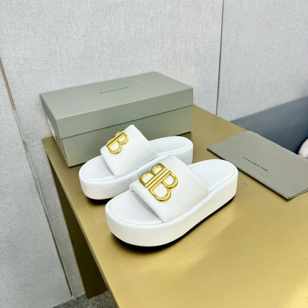 Balenciaga新作厚いソールウェッジスリッパ白 - 画像 (3)