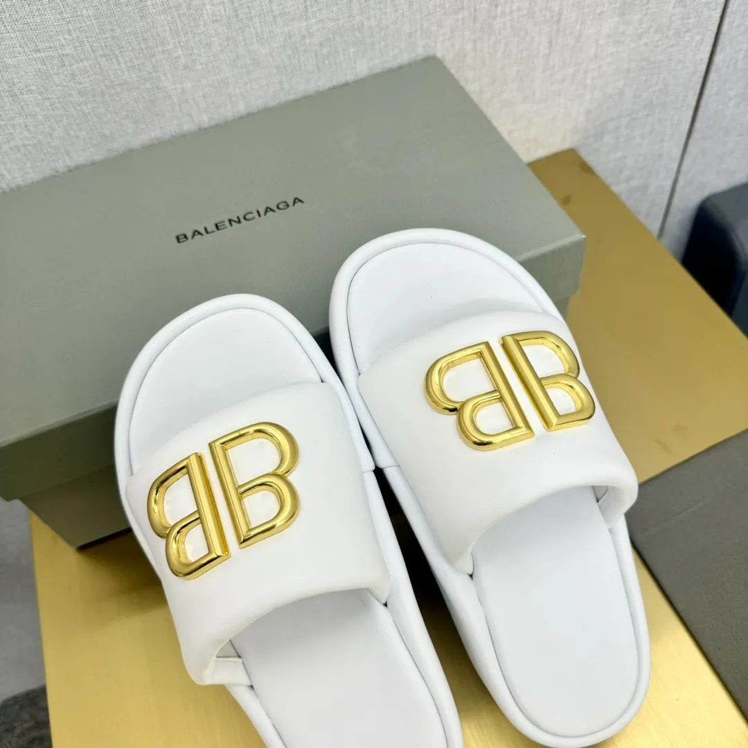 Balenciaga新作厚いソールウェッジスリッパ白 - 画像 (6)