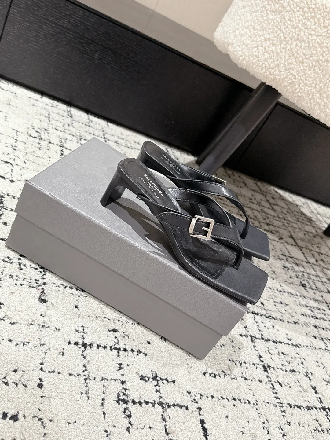 Balenciaga 黒 ハイヒール四角い頭ビーチサンダル - 画像 (3)