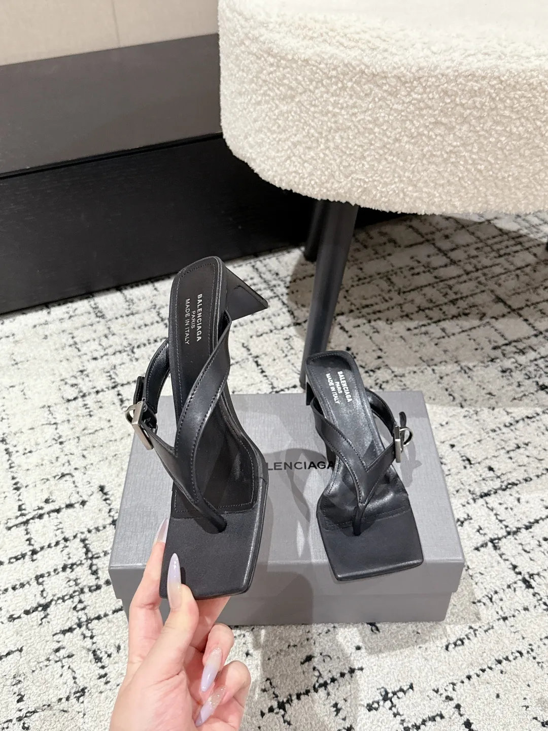 Balenciaga 黒 ハイヒール四角い頭ビーチサンダル - 画像 (5)