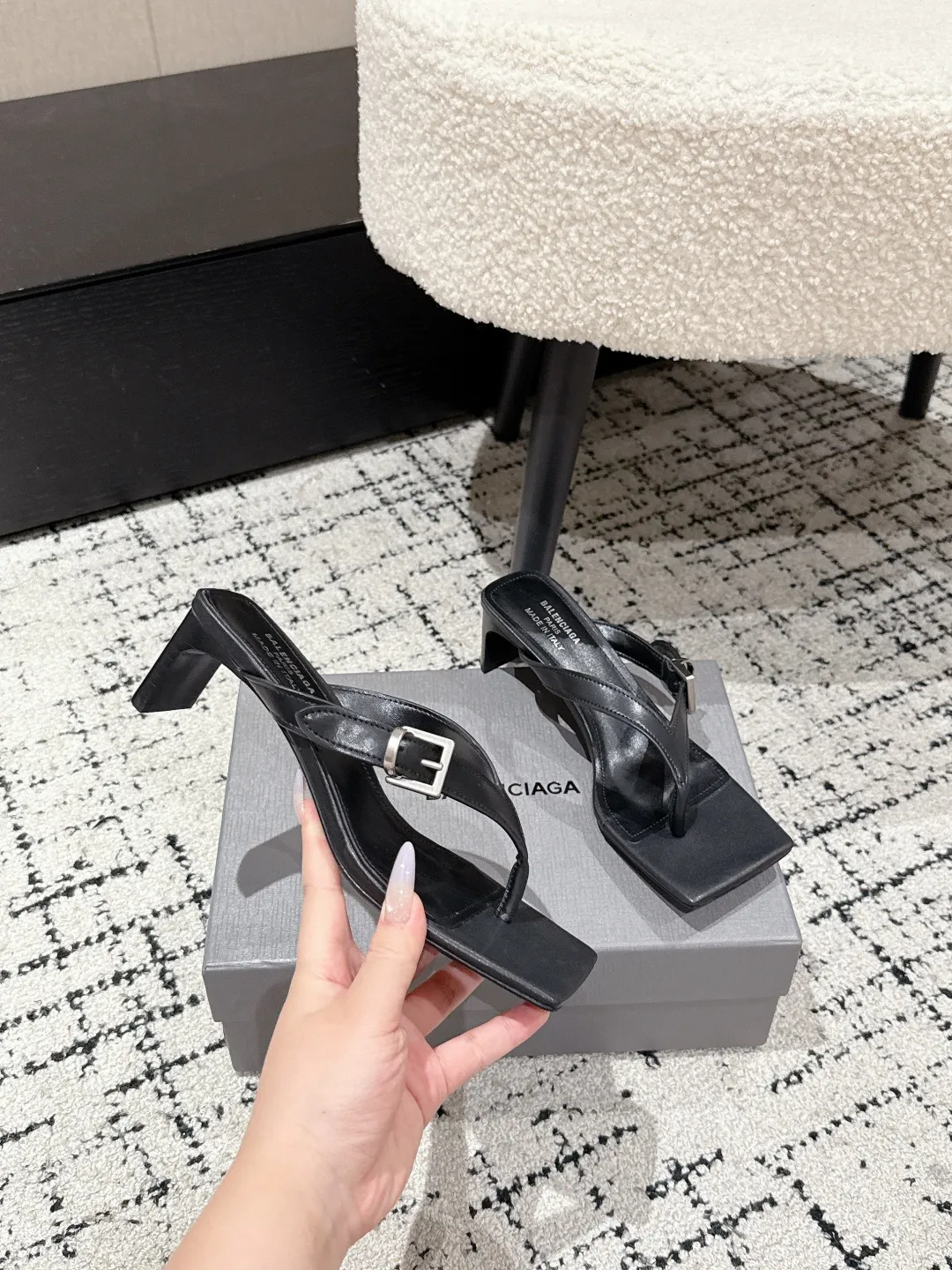 Balenciaga 黒 ハイヒール四角い頭ビーチサンダル - 画像 (6)