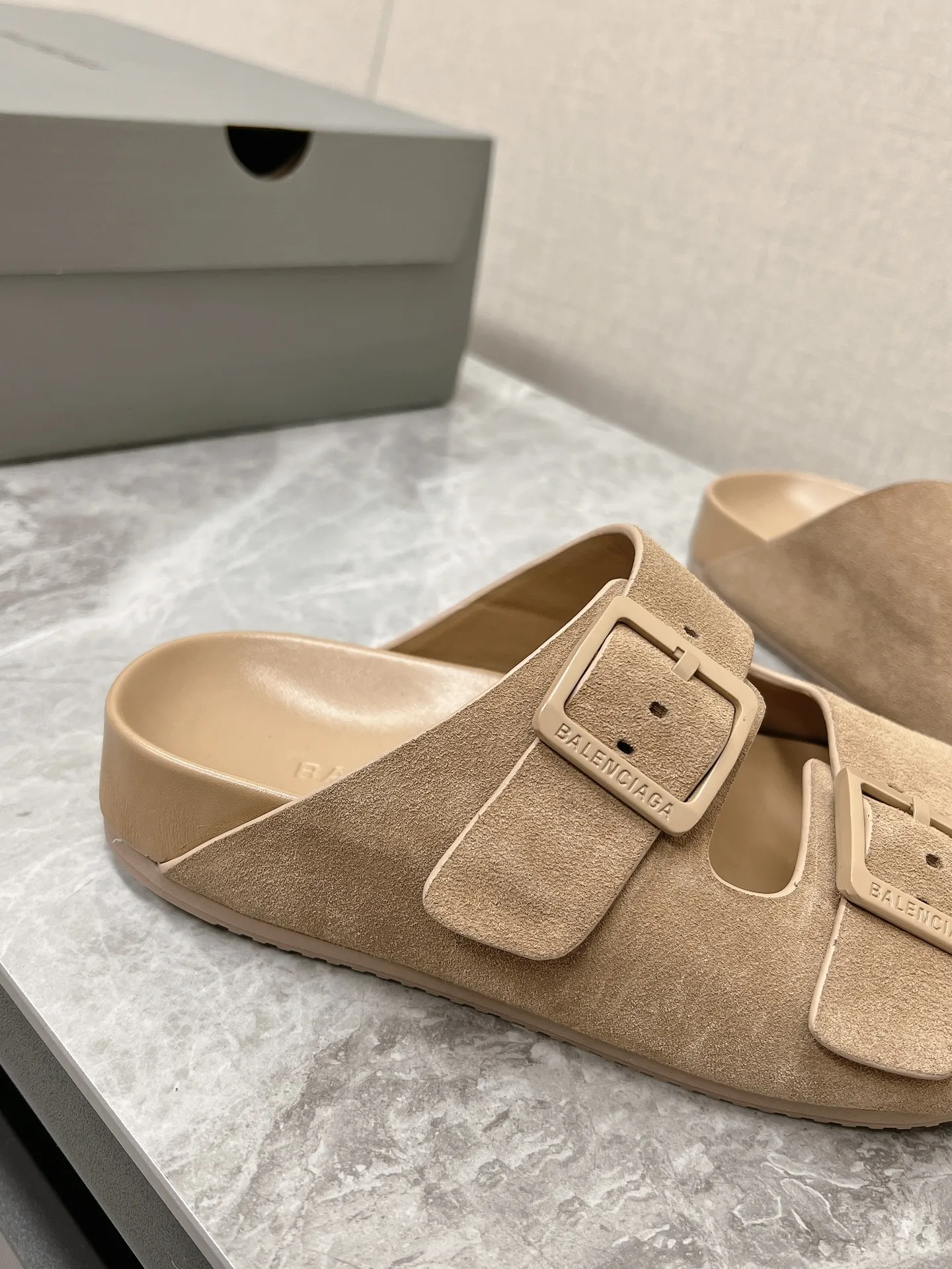 BALENCIAGA ベージュ クラシックミュール - 画像 (9)