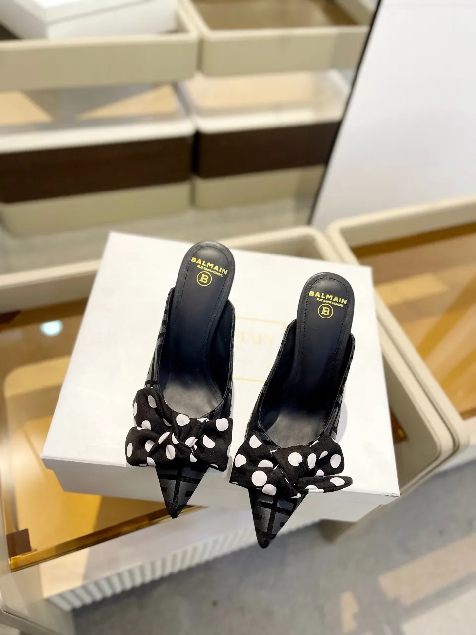 Balmain 2024春夏リボンハイヒールのスリッパ黒色ファッション - 画像 (4)