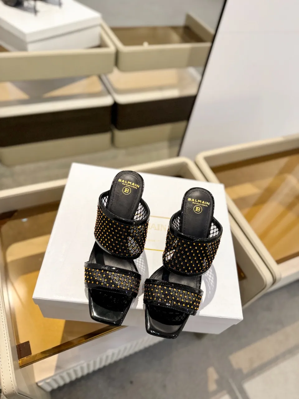 Balmain 2024春夏ブラッククリスタルハイヒールのスリッパ - 画像 (5)