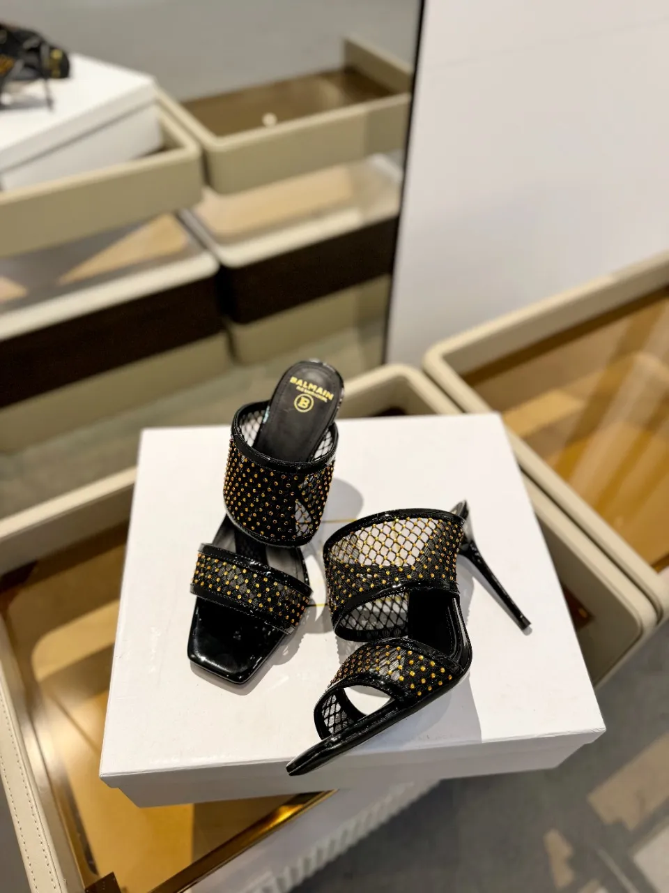 Balmain 2024春夏ブラッククリスタルハイヒールのスリッパ - 画像 (6)