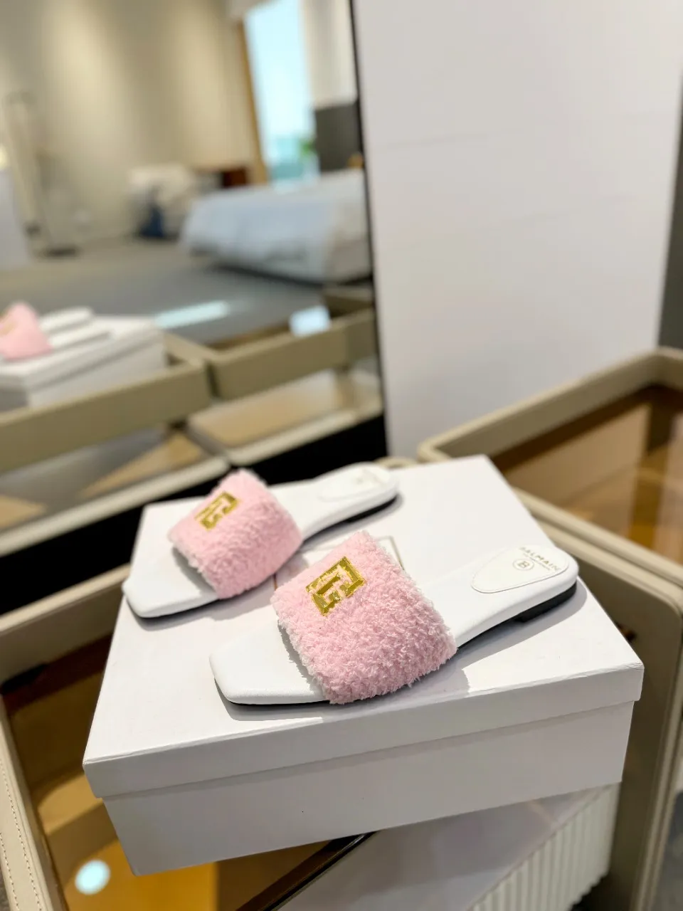 Balmainピンクファッションフラットビーチサンダル - 画像 (5)