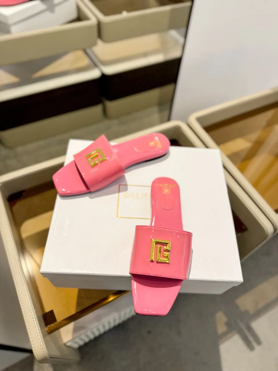 Balmain ピンク ファッションフラットスリッパ - 画像 (4)