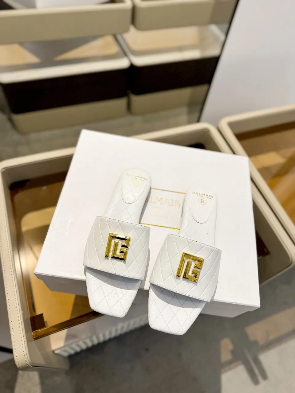 Balmain ホワイト ファッション ビーチサンダル 2024 - 画像 (7)