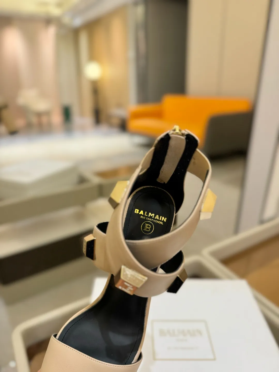 Balmain 2025 防水プラットフォームベージュハイヒールサンダル - 画像 (9)