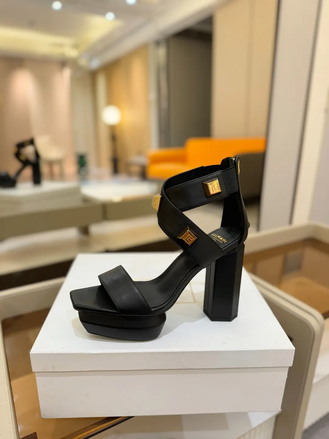 Balmain 2025 防水プラットフォーム黒ハイヒールサンダルファッション