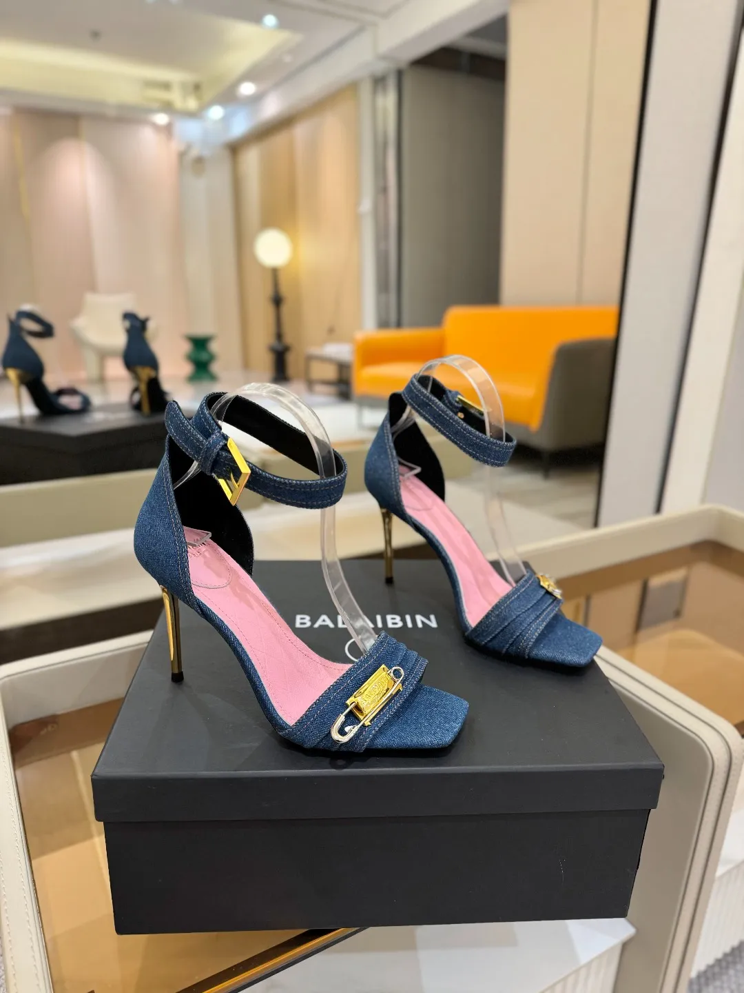 Balmain ブルーデニムハイヒールサンダル - 画像 (3)