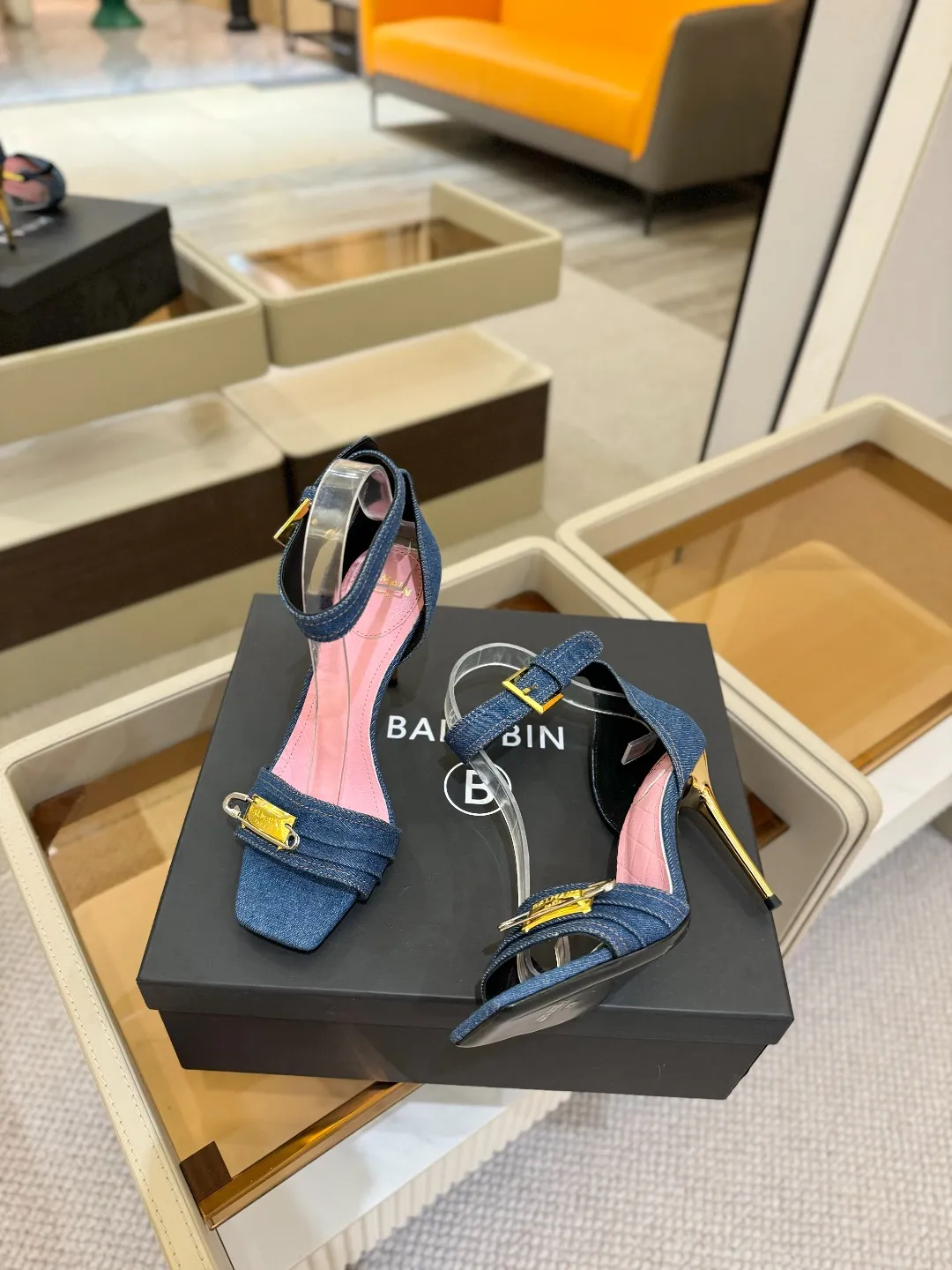 Balmain ブルーデニムハイヒールサンダル - 画像 (6)