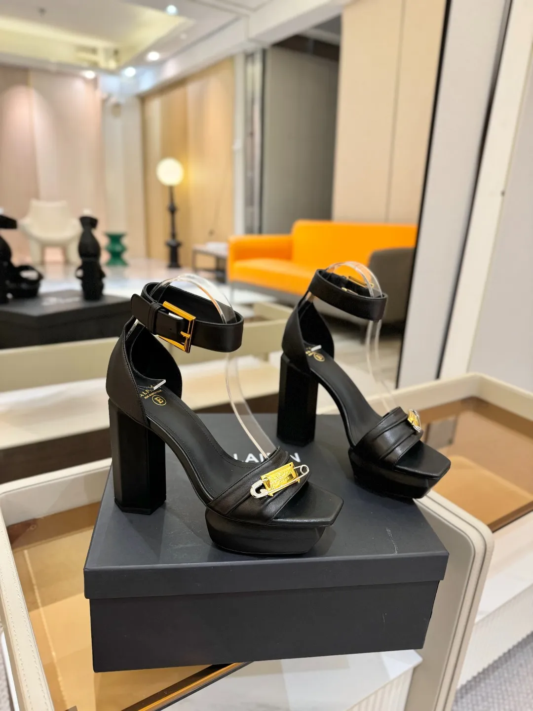 Balmain 2025 防水プラットフォームファッションハイヒールサンダル黒 - 画像 (3)