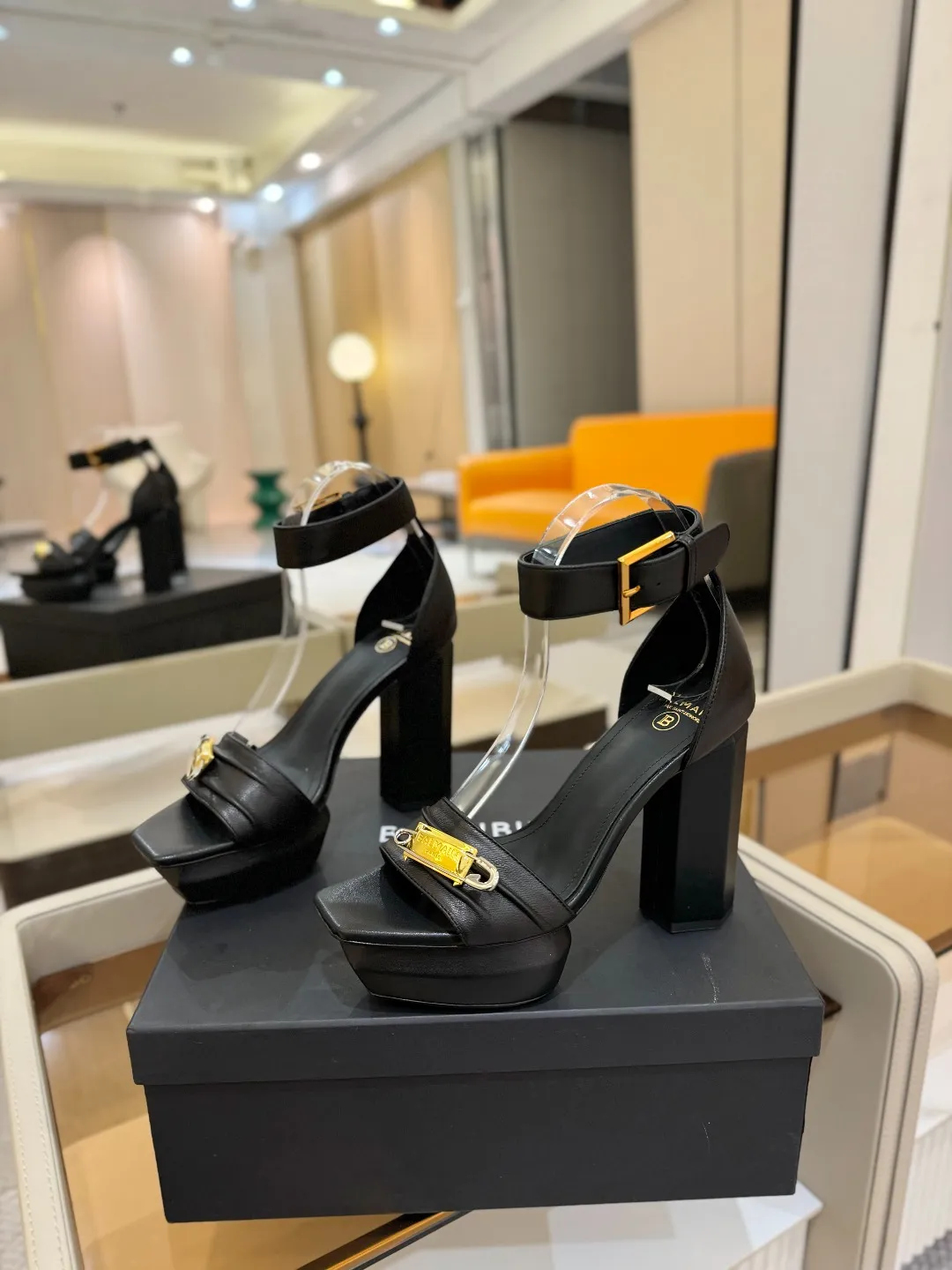 Balmain 2025 防水プラットフォームファッションハイヒールサンダル黒 - 画像 (4)