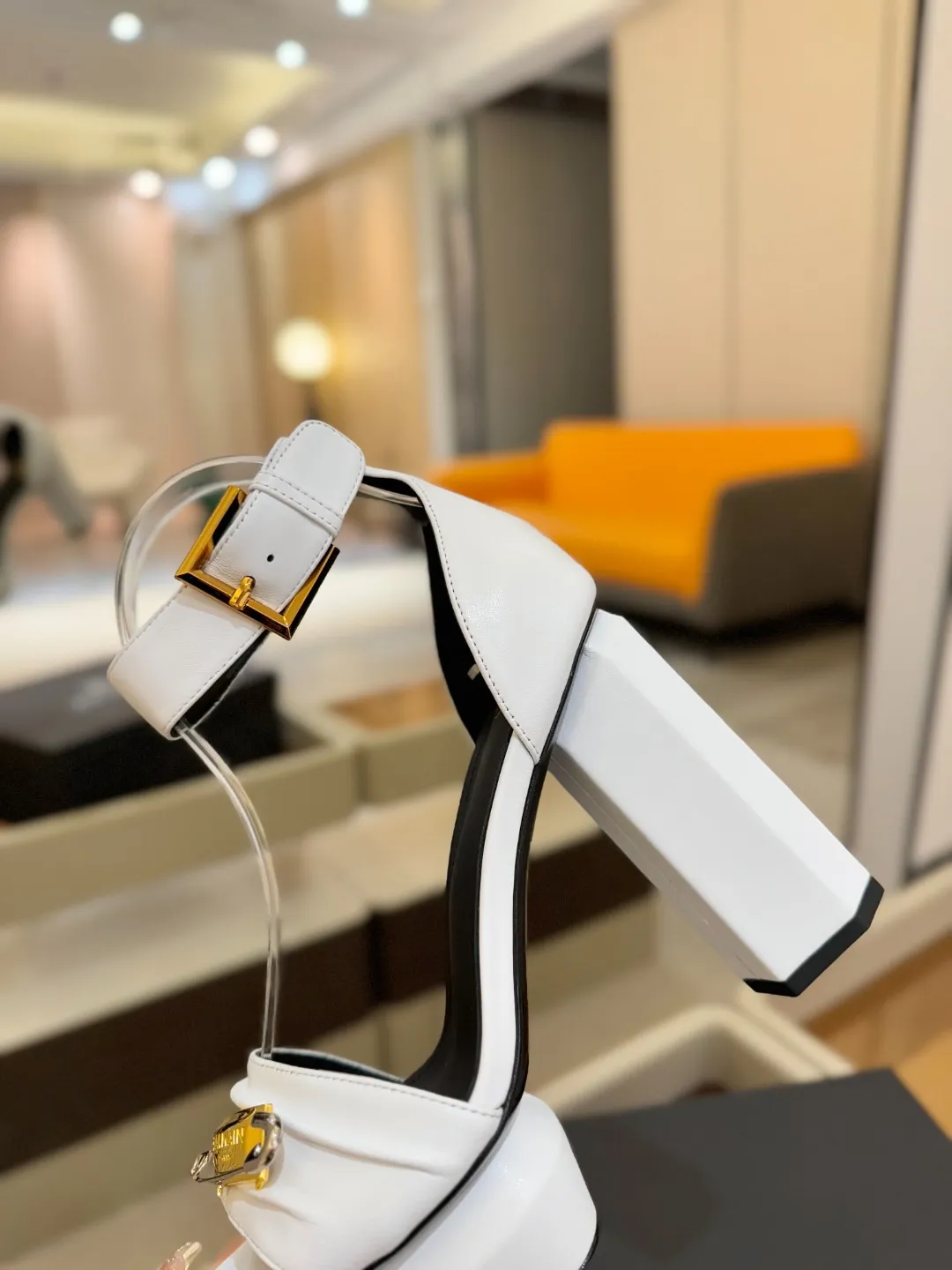 Balmain 白 ファッションプラットフォームサンダル - 画像 (9)