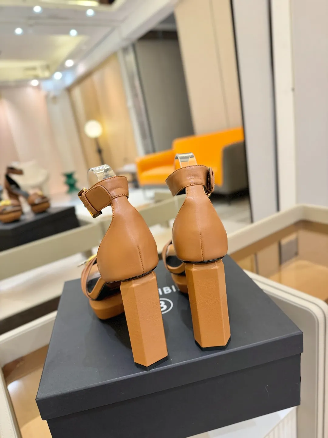 Balmain 2025 防水プラットフォームファッションハイヒールサンダル 茶色 - 画像 (6)