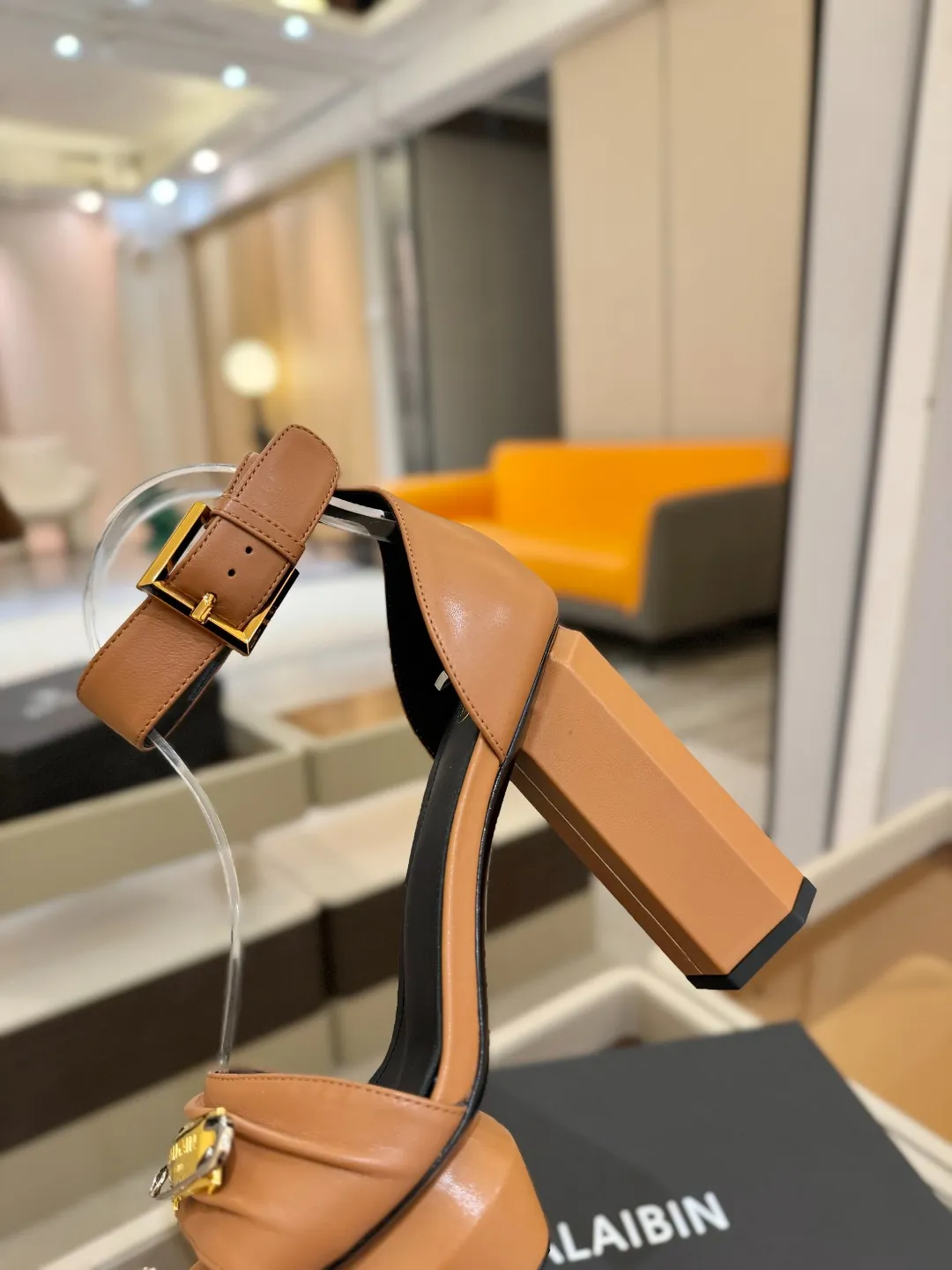 Balmain 2025 防水プラットフォームファッションハイヒールサンダル 茶色 - 画像 (10)