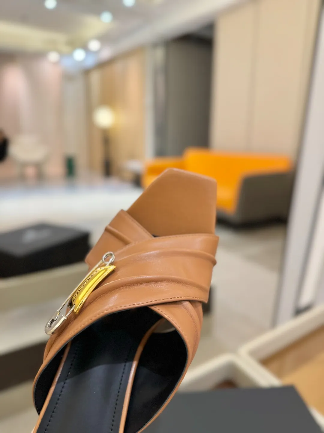 ピエールバルマン タン色 ファッションプラットフォームハイヒールスリッパ - 画像 (10)