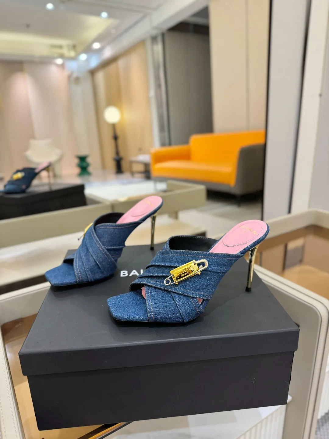 Balmain ブルーデニムハイヒールスリッパ - 画像 (4)