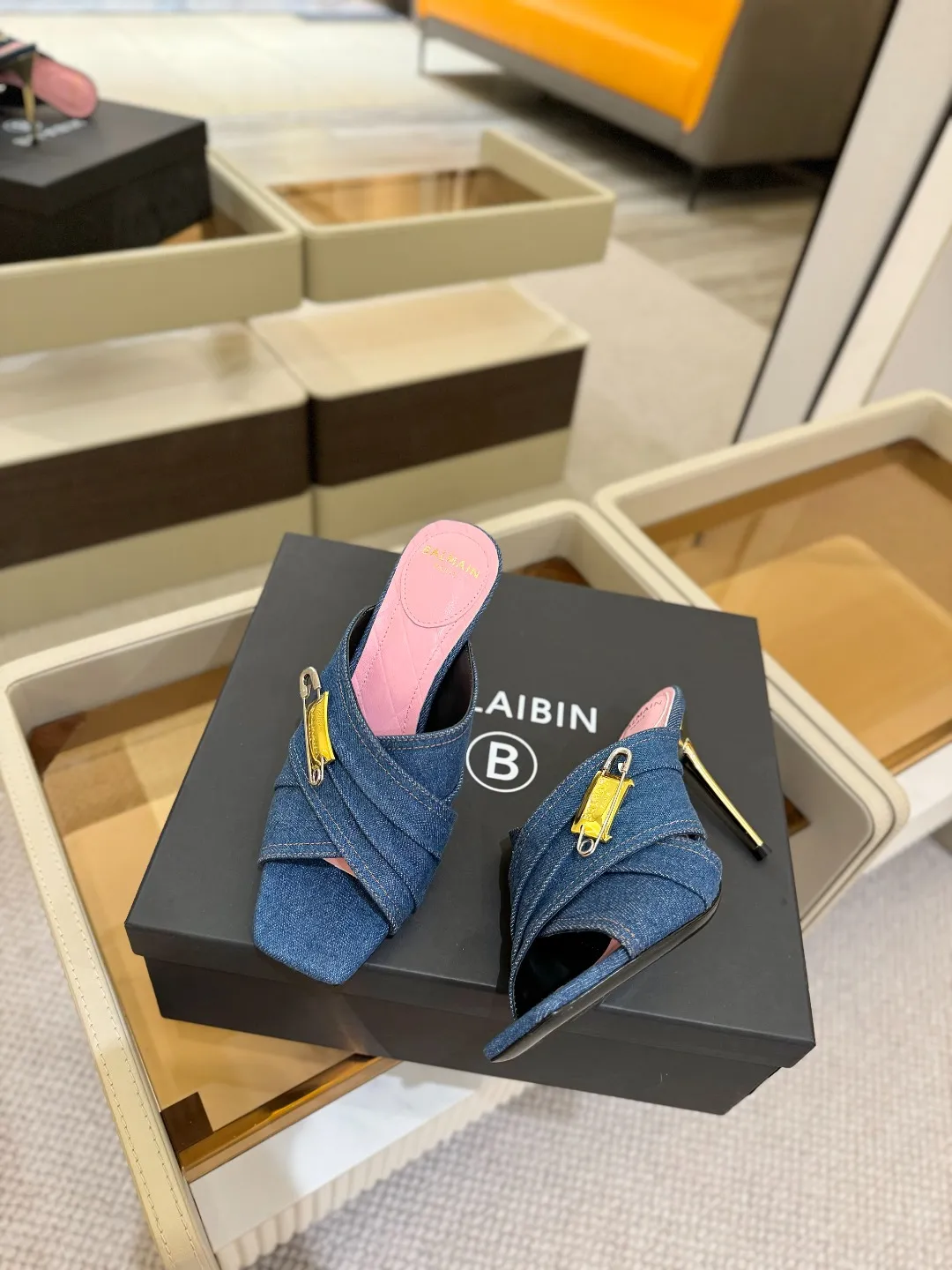 Balmain ブルーデニムハイヒールスリッパ - 画像 (6)