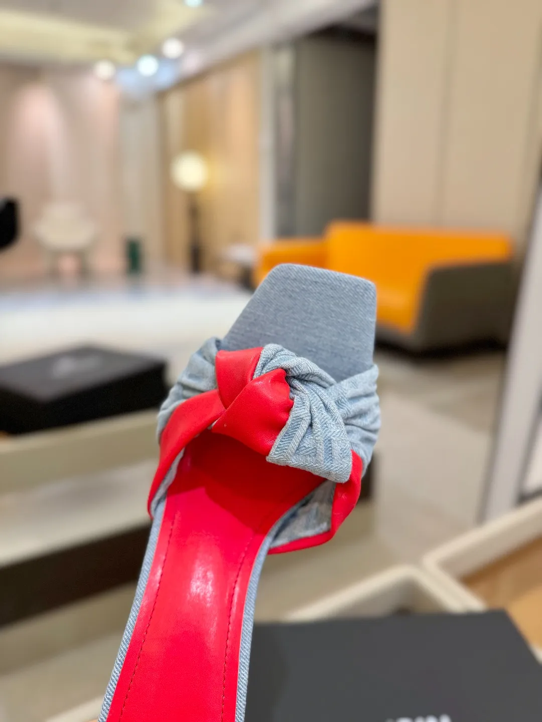 Balmain レッドリボンハイヒールのスリッパ ブルー - 画像 (10)