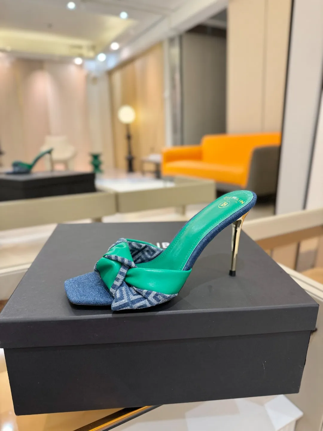 ピエールバルマン グリーン リボンデザイン スリッパ