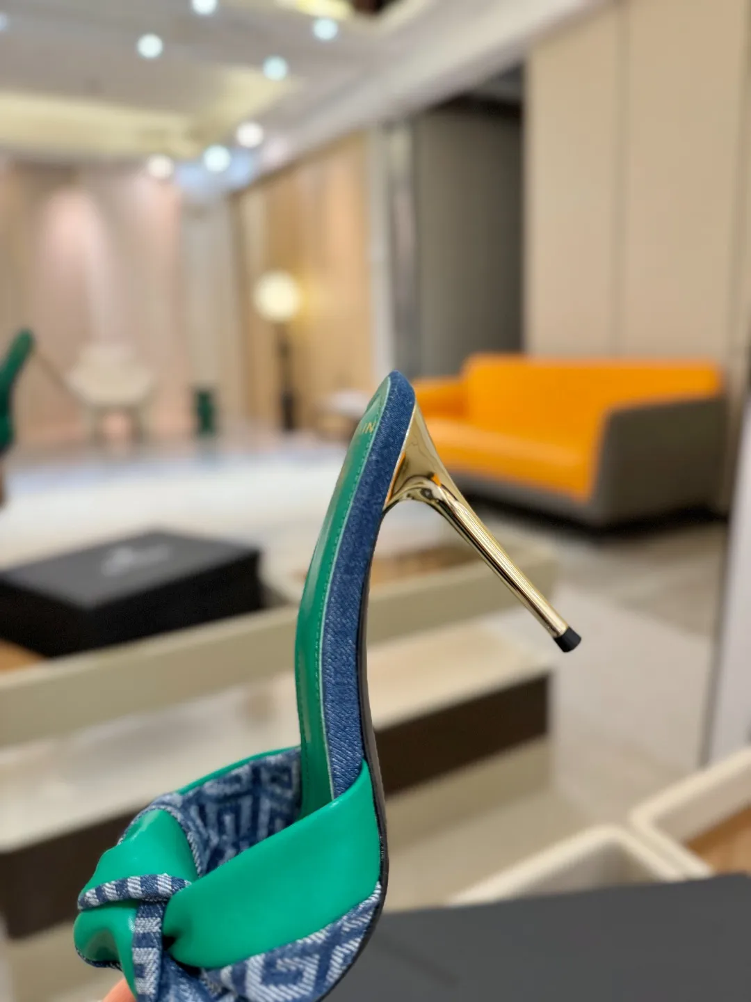 ピエールバルマン グリーン リボンデザイン スリッパ - 画像 (9)