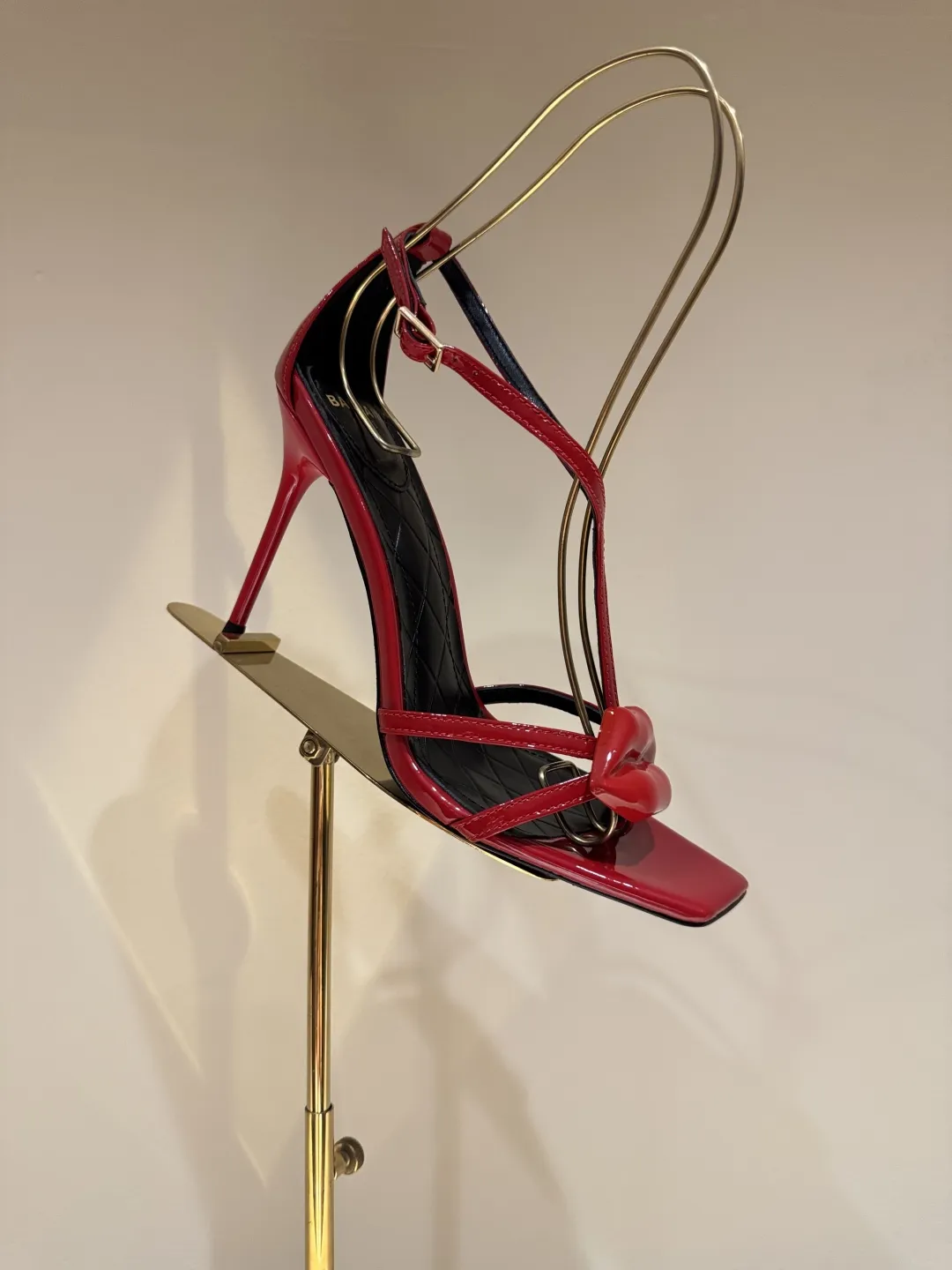 Balmainバレマン2025春夏新作メタルハイヒールスクエアトゥサンダル