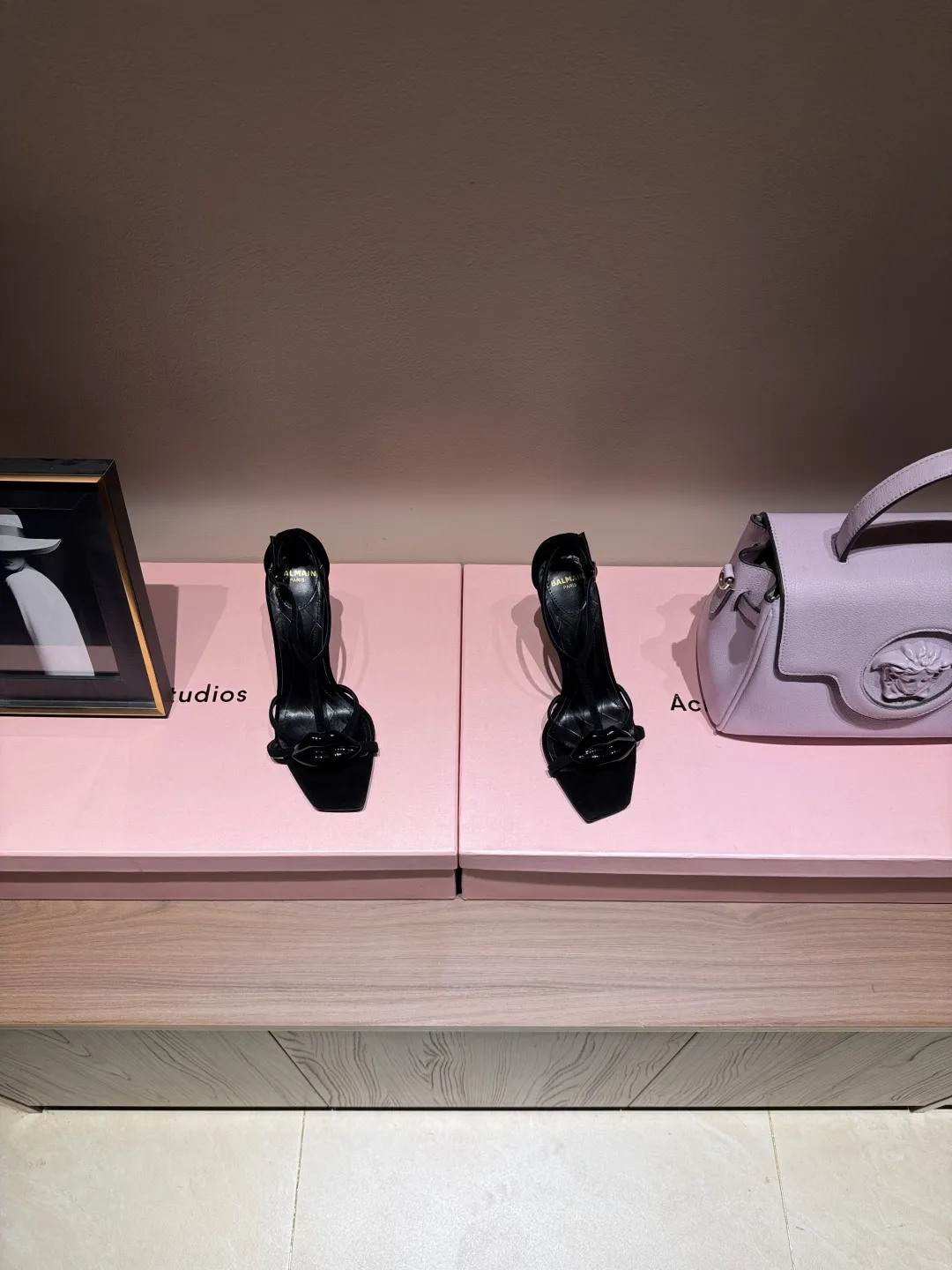 Balmainバレマン黒四角い頭ハイヒールサンダル新作 - 画像 (4)