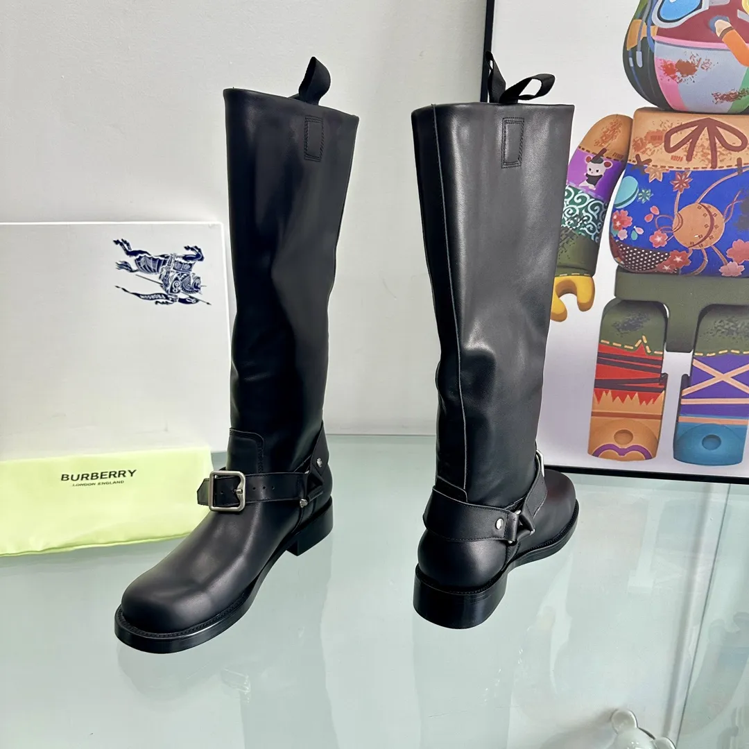 バーバリー ブラック ブーツ 新作 ヒール付き - 画像 (4)