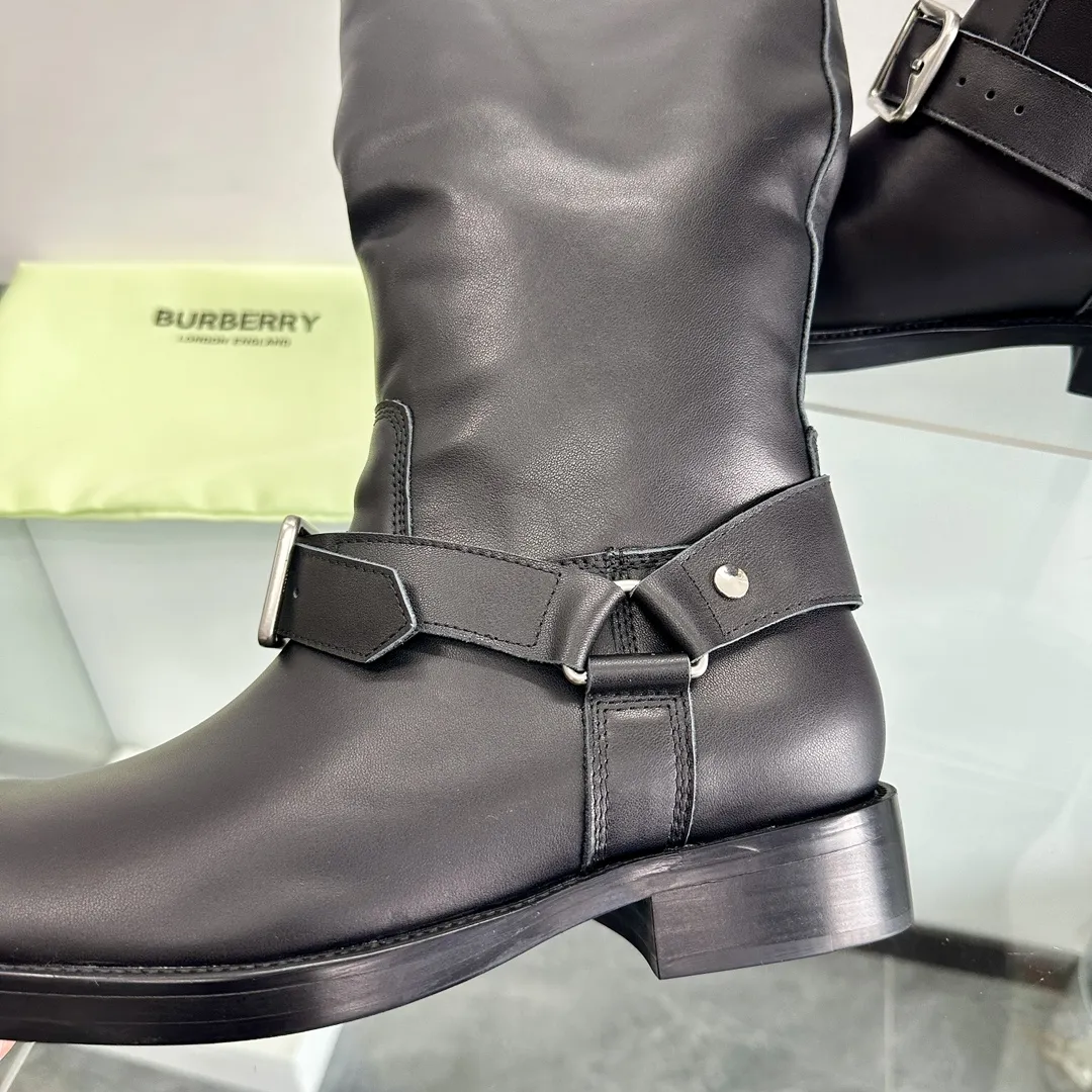 バーバリー ブラック ブーツ 新作 ヒール付き - 画像 (6)