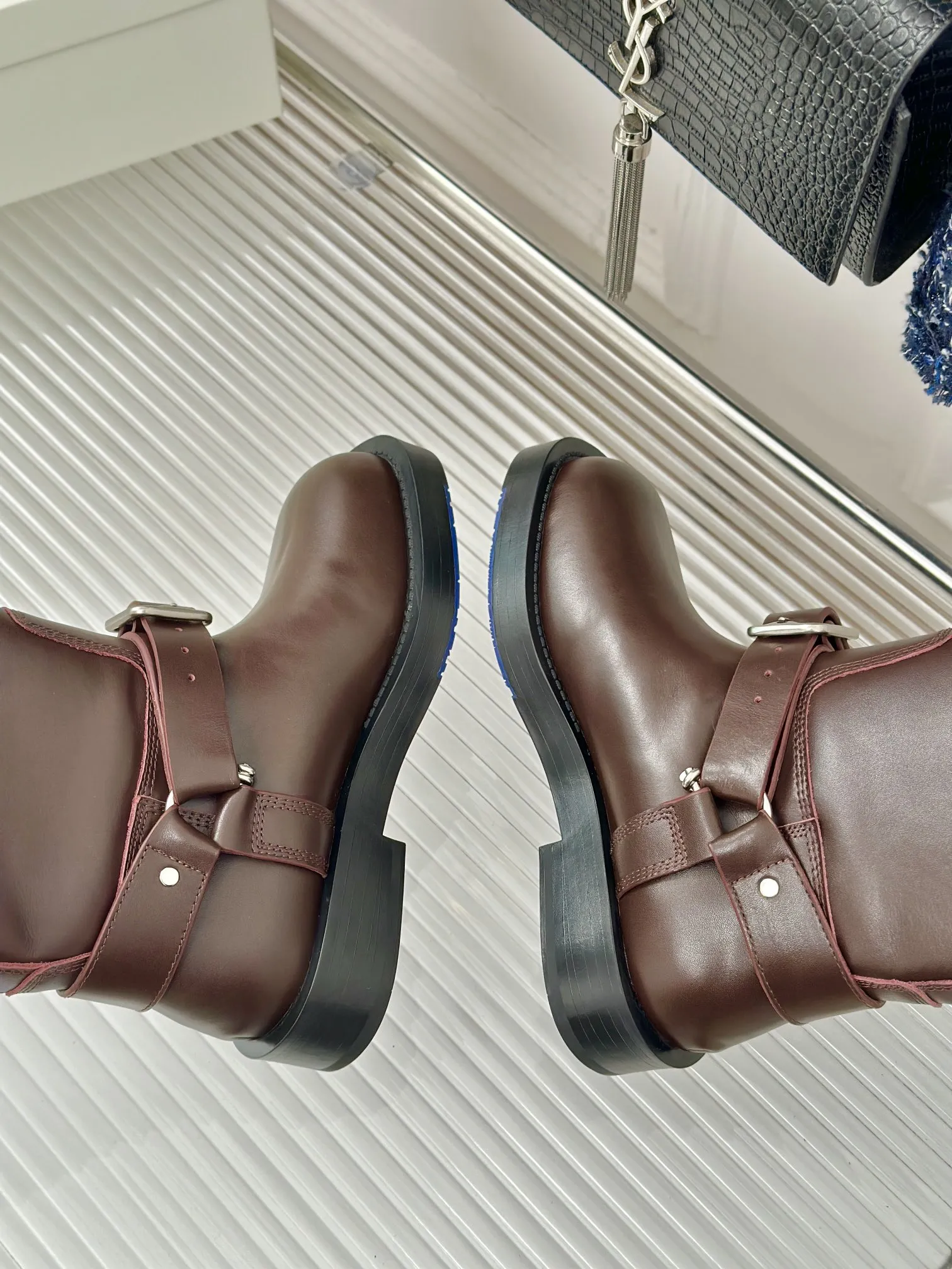 Burberry ブラウンブーツ新作高品質なモデル - 画像 (9)