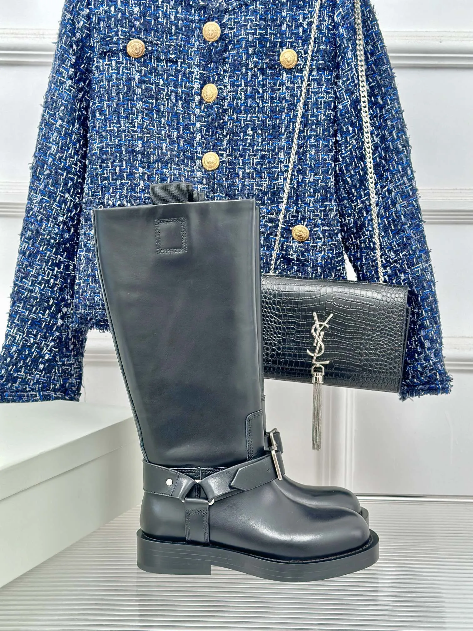 Burberry ブラックブーツ 新作高品質なモデル