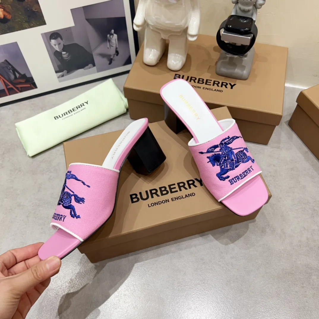 バーバリー ピンク ヒョウ柄 チャンキーヒールスリッパ - 画像 (7)