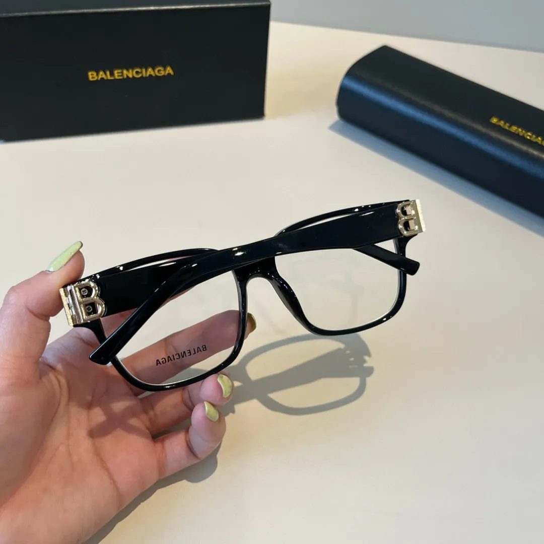 BALENCIAGA新作黒スクエアフレームサングラス - 画像 (8)