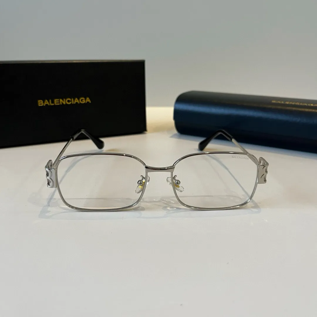 BALENCIAGA新作黒スクエアフレームサングラス - 画像 (3)