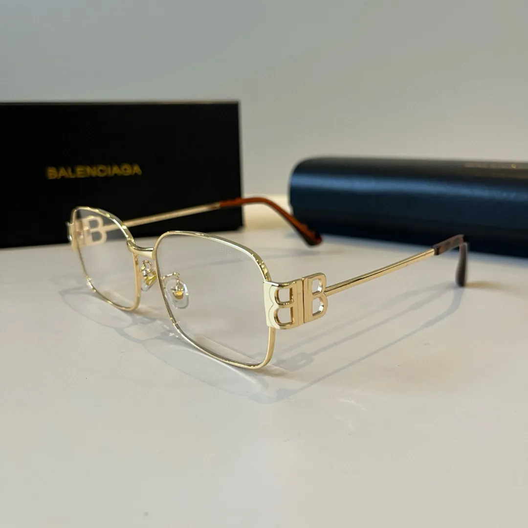 BALENCIAGA新作黒スクエアフレームサングラス - 画像 (4)