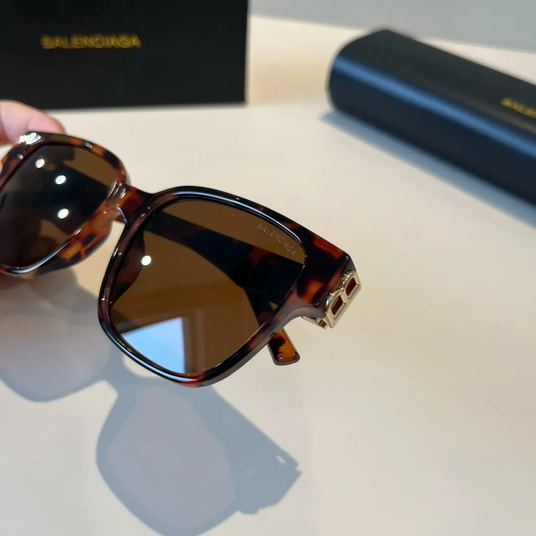 BALENCIAGA新作黒サングラスファッション - 画像 (7)