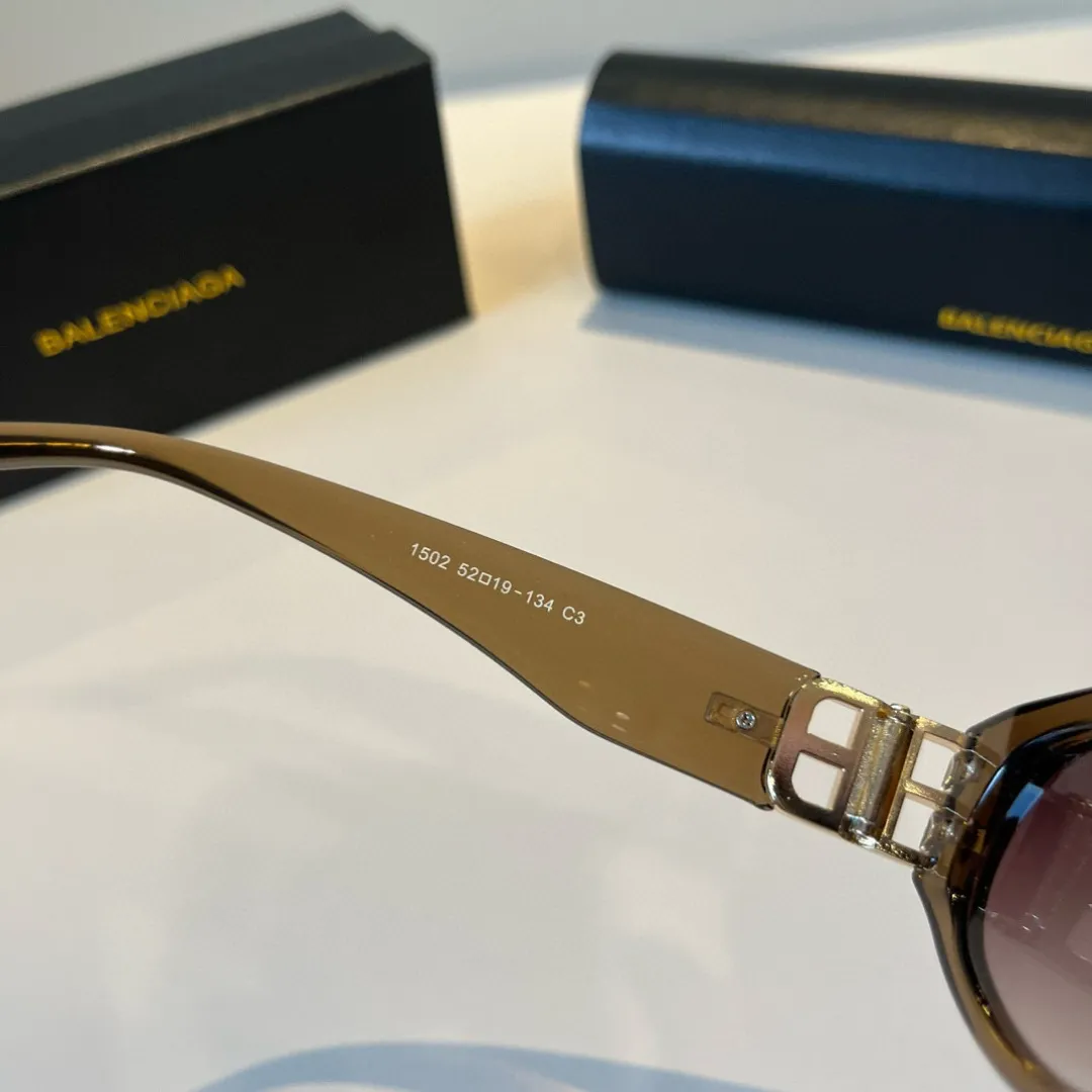 BALENCIAGA新作黒サングラスファッションモデル - 画像 (6)